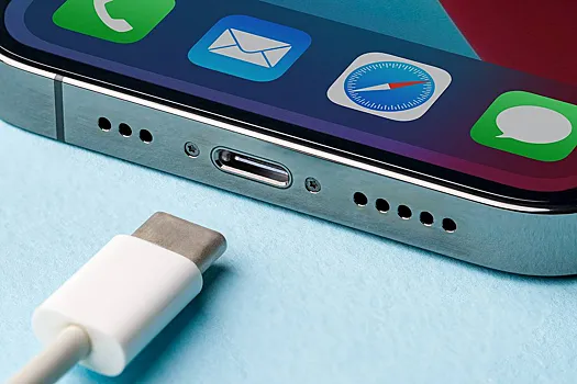 Хакеры впервые взломали iPhone с USB-C